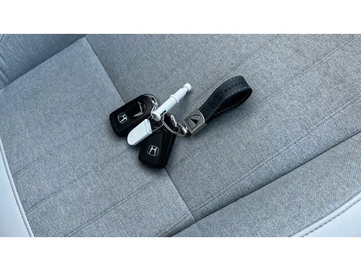 2022-honda-jazz-15-i-mmd-ex-107ps-big-19