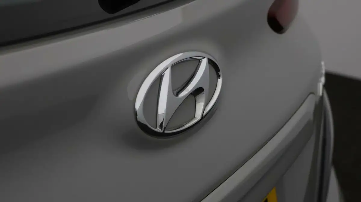 2021-hyundai-kona-e-se-connect-big-19
