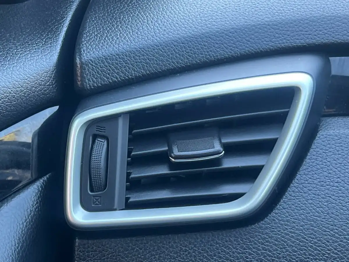 2015-nissan-qashqai-15dci-n-tec-big-37