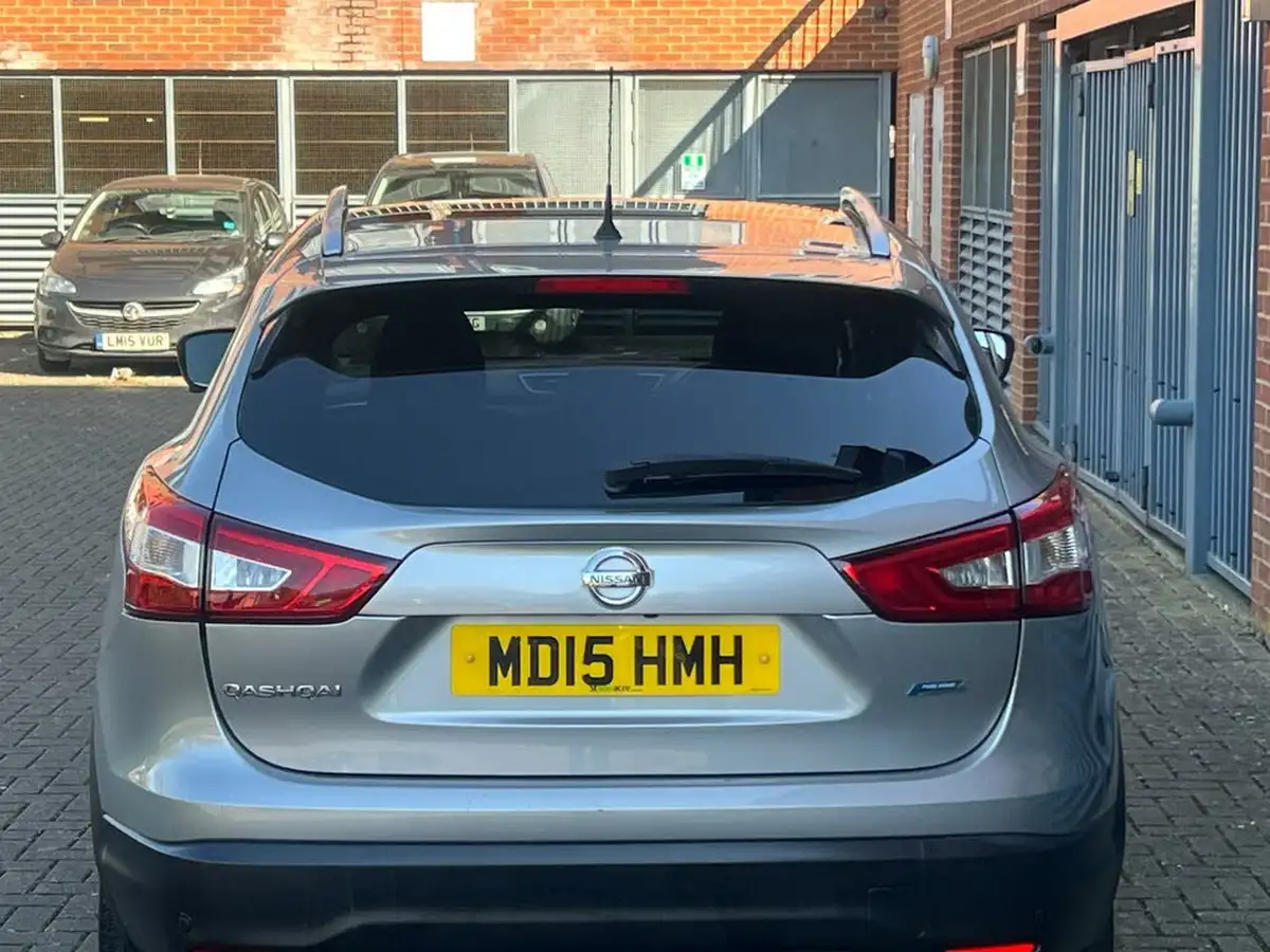2015-nissan-qashqai-15dci-n-tec-big-13
