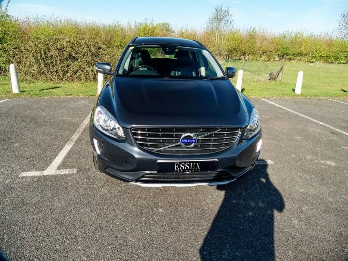 2017-volvo-xc60-24td-d4-se-geartronic-big-25