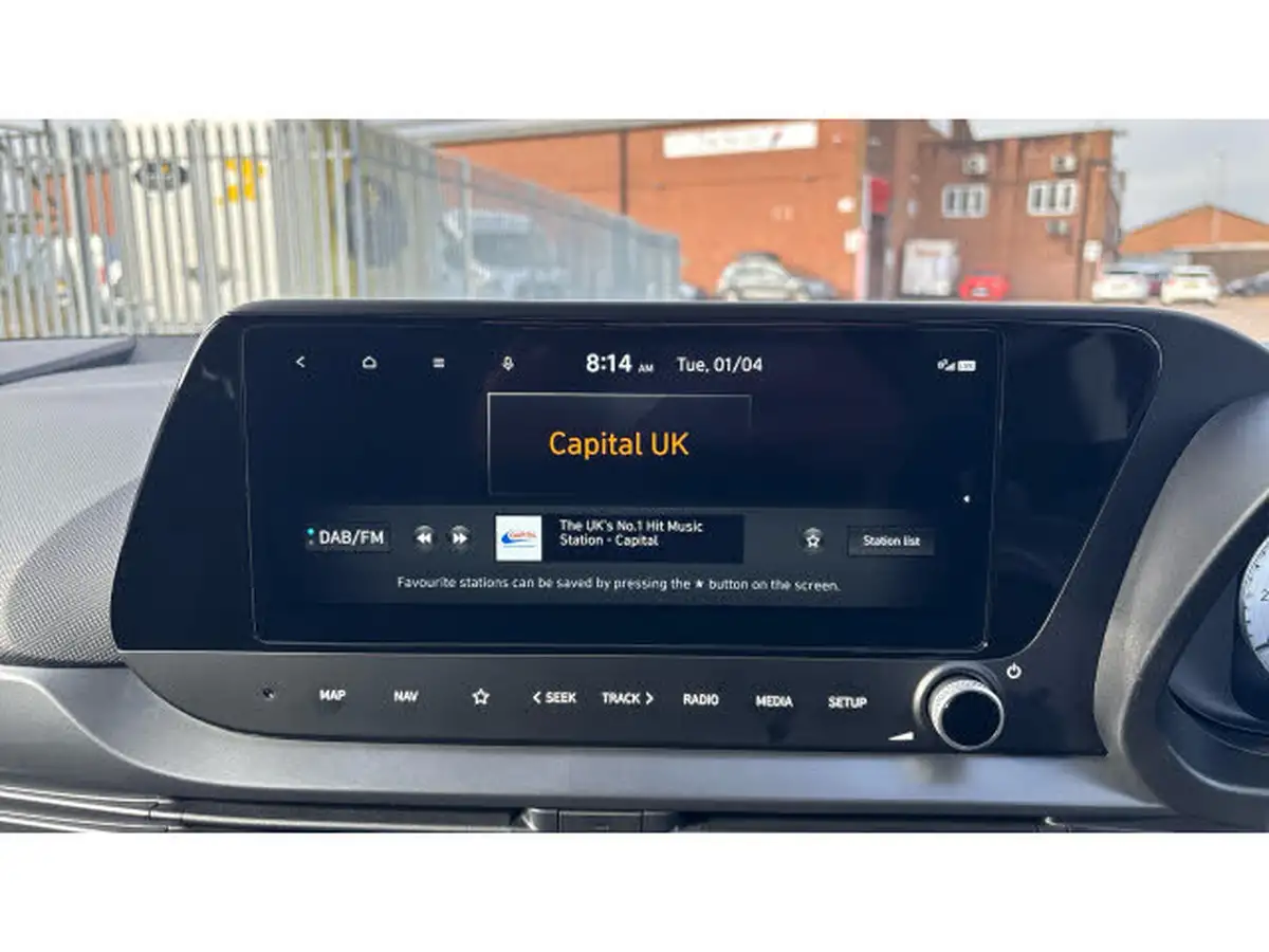 2024-hyundai-i20-10-t-gdi-premium-big-45