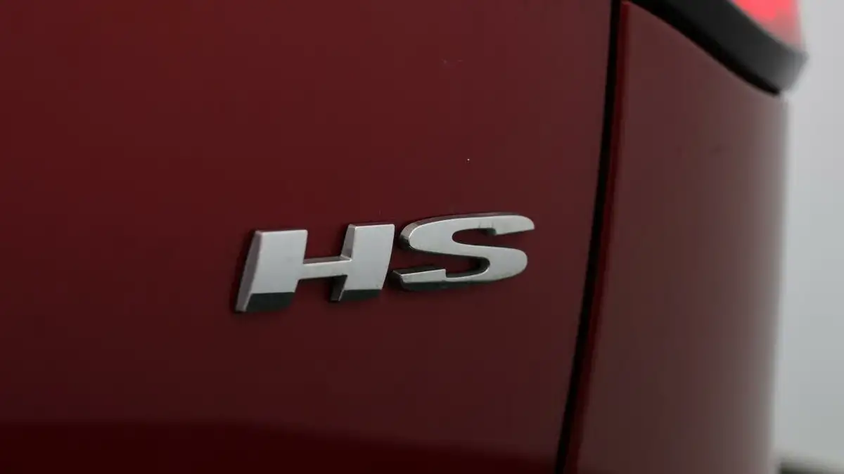 2021-mg-hs-15t-gdi-exclusive-162ps-big-21