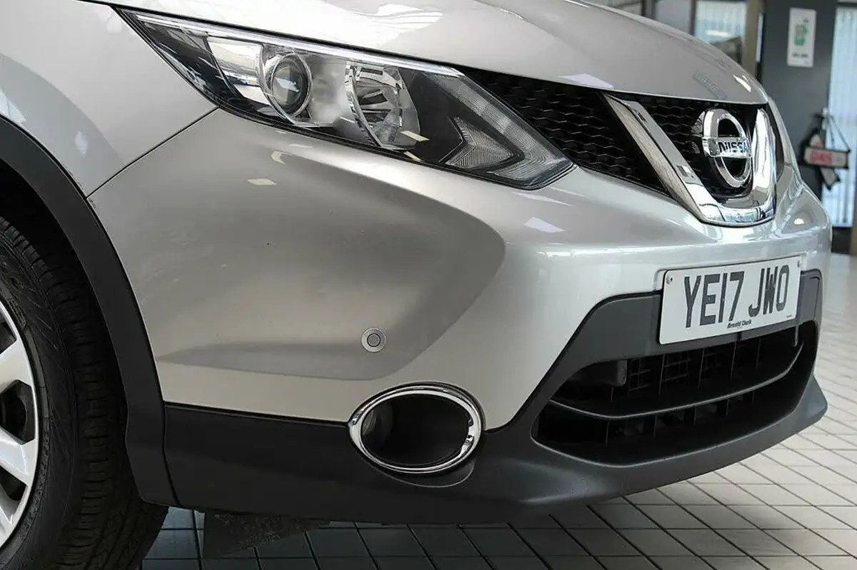 2017-nissan-qashqai-15dci-acenta-smart-vision-packtech-pack-big-6