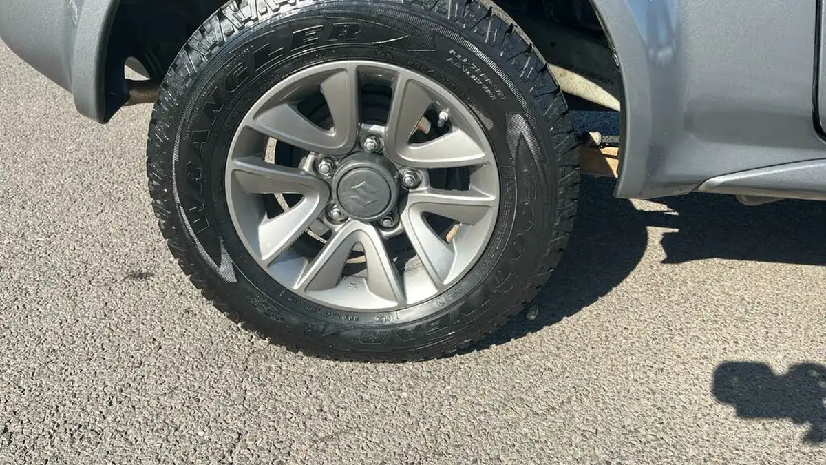 2017-suzuki-jimny-13-sz4-4x4-auto-big-33