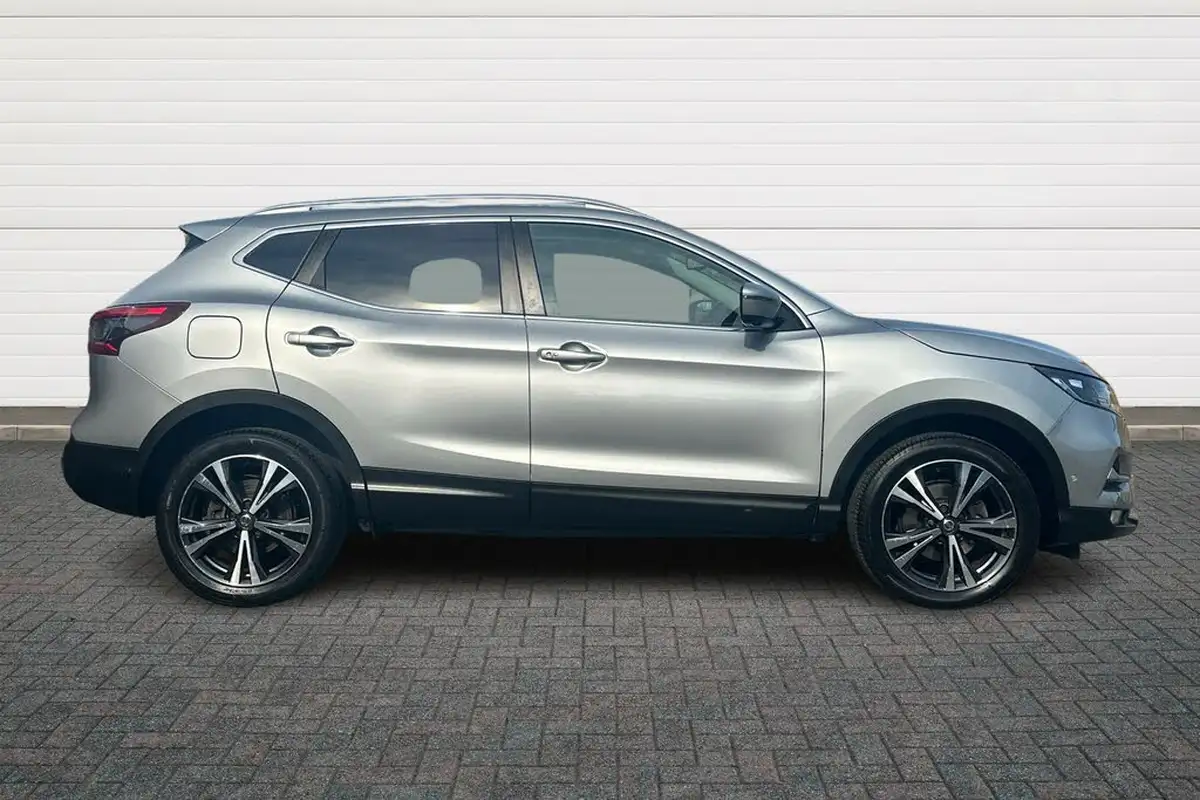 2018-nissan-qashqai-13-dig-t-n-connecta-160ps-big-14