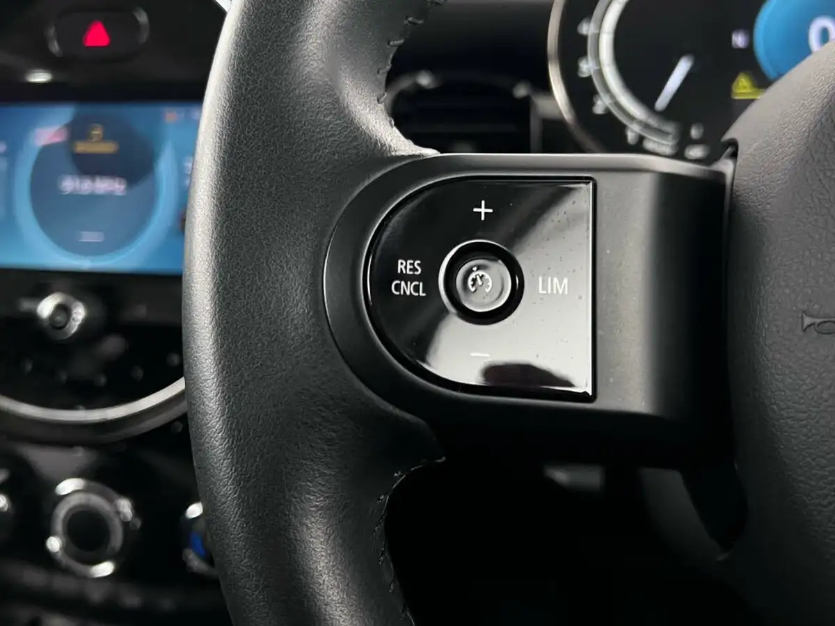2021-mini-cooper-20-cooper-s-classic-hatchback-3d-big-15
