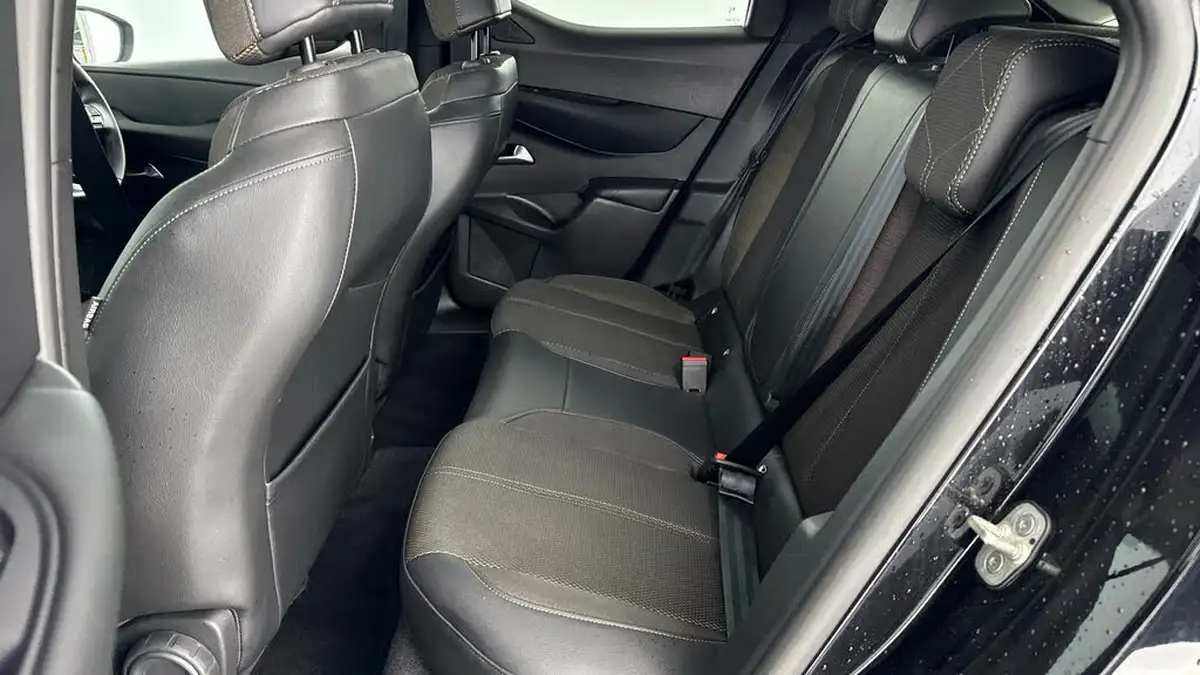 2022-ds-ds-3-crossback-e-tense-bastille-big-13
