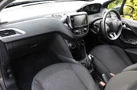 2019-peugeot-208-15-bluehdi-signature-small-14
