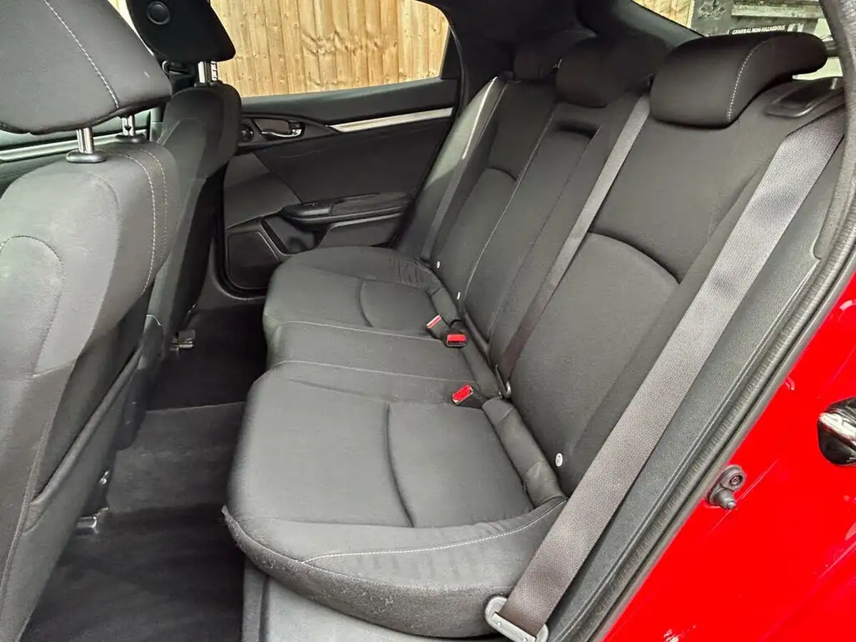 2017-honda-civic-10-vtec-turbo-sr-cvt-big-25