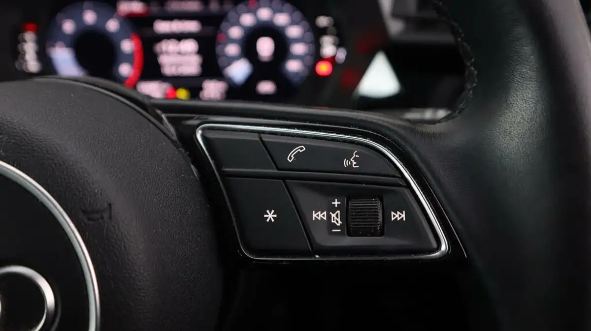 2021-audi-a3-20-30-tdi-technik-big-23