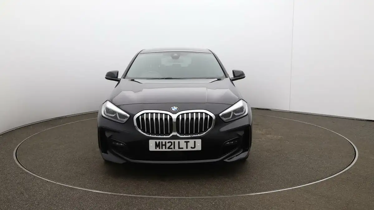 2021-bmw-1-series-15-118i-m-sport-lcp-dct-big-2