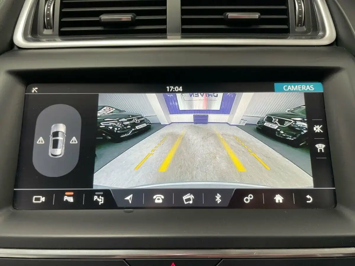2019-jaguar-e-pace-20-i4d-hse-180ps-big-35