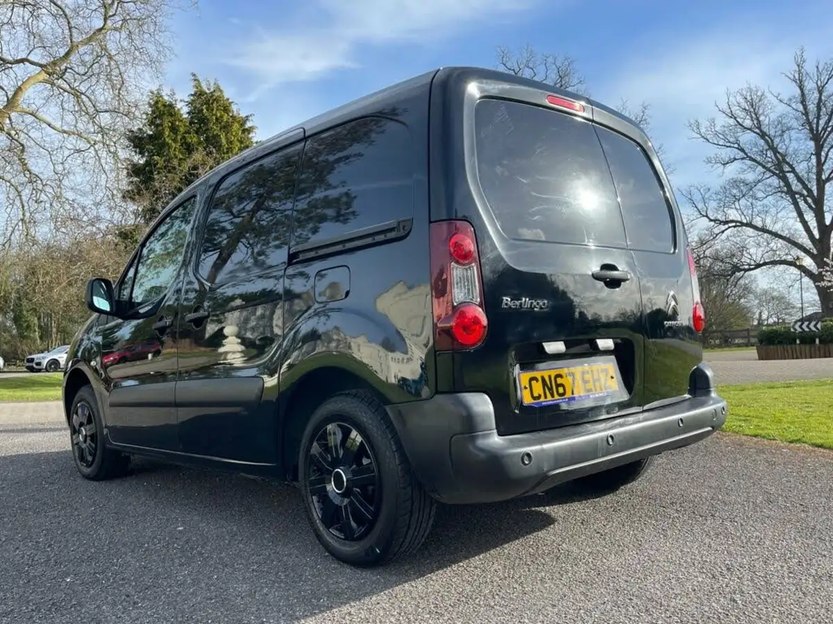 2017-citroen-berlingo-16td-l1625-enterprise-special-edition-16bluehdi-75eu6-panel-big-8