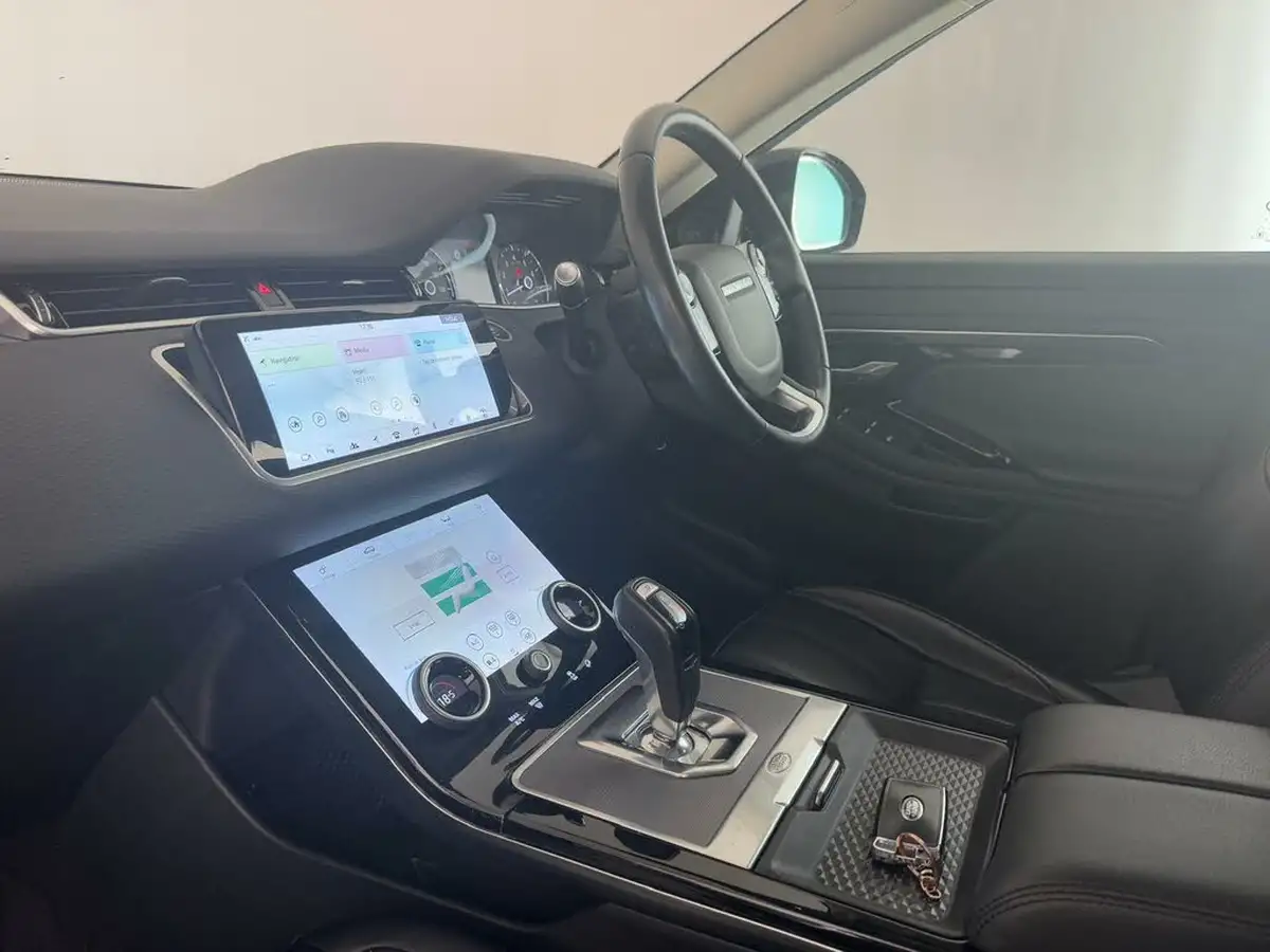 2019-land-rover-range-rover-evoque-20-p200-s-big-12