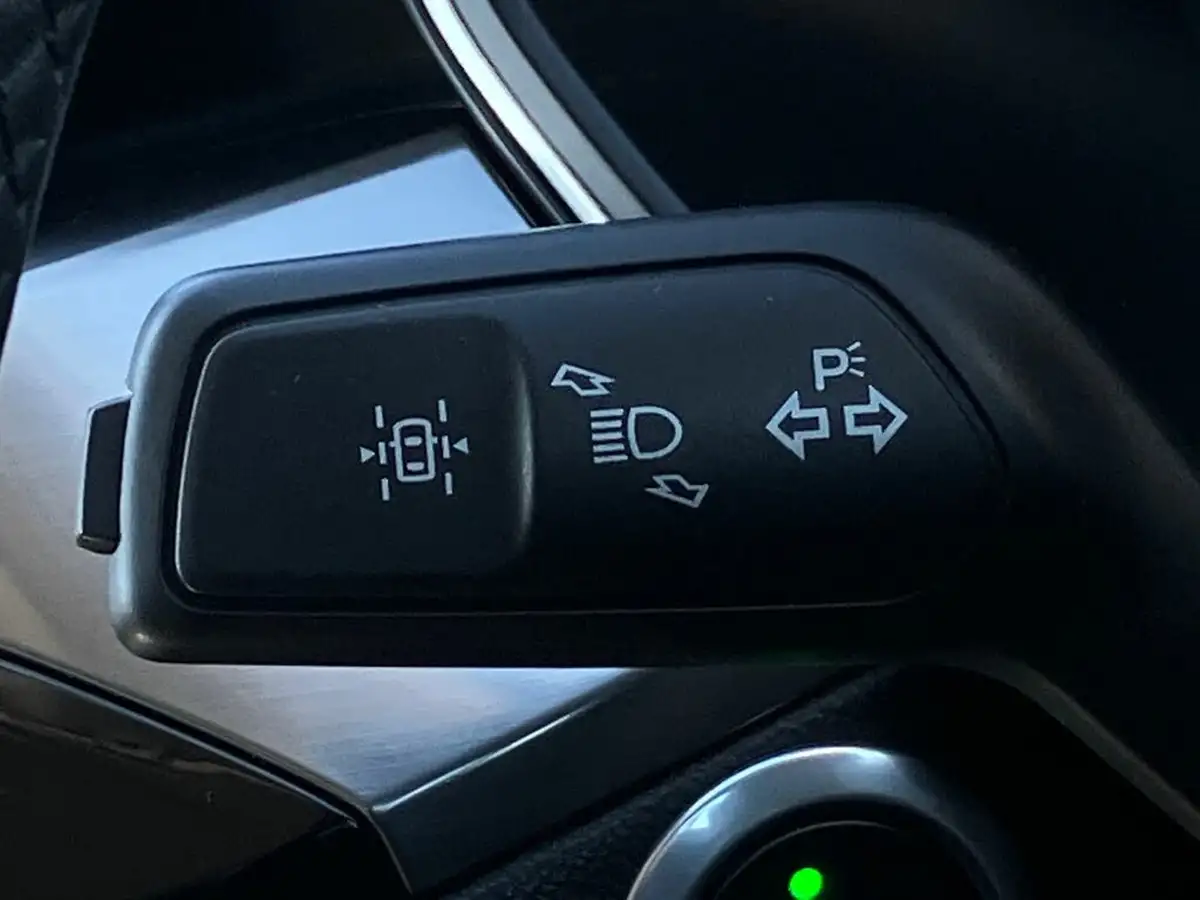 2020-ford-kuga-25t-titanium-first-edition-big-36