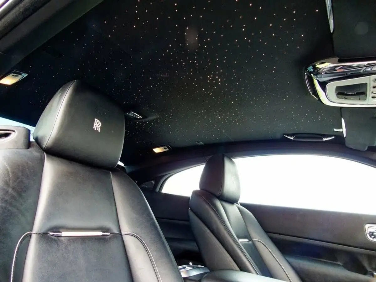 2016-rolls-royce-wraith-66-big-48