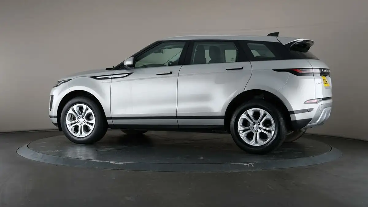 2022-land-rover-range-rover-evoque-20-d165-s-big-70