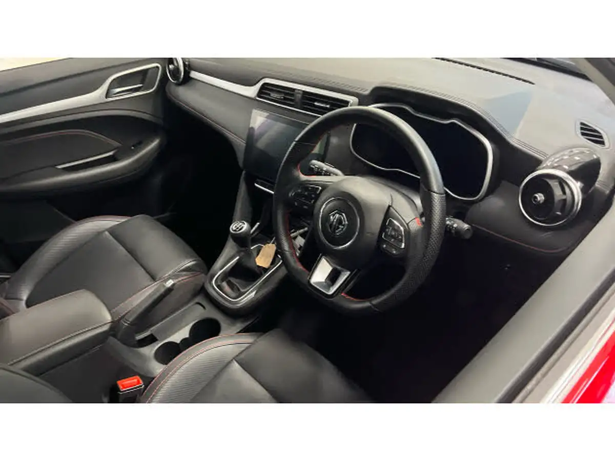 2024-mg-zs-suv-15-vti-tech-exclusive-big-10