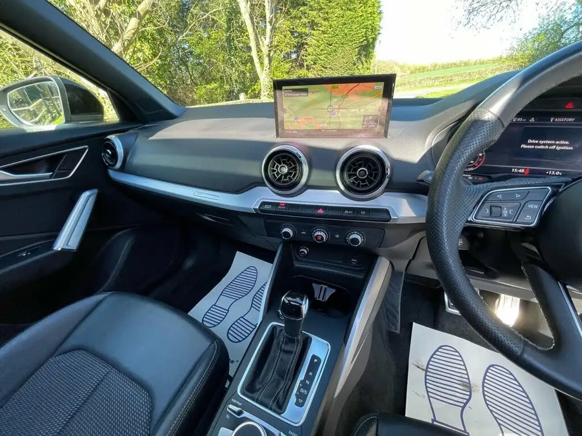 2021-audi-q2-15-35-tfsi-s-line-tronic-big-30