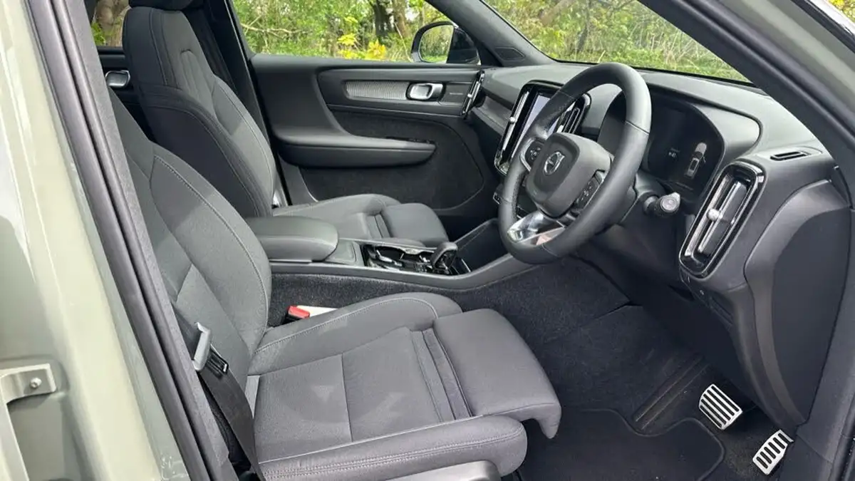 2022-volvo-xc40-e-recharge-pro-big-41