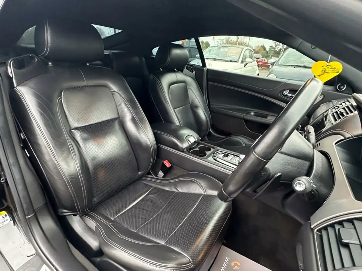 2010-jaguar-xk-50-portfolio-coupe-big-38