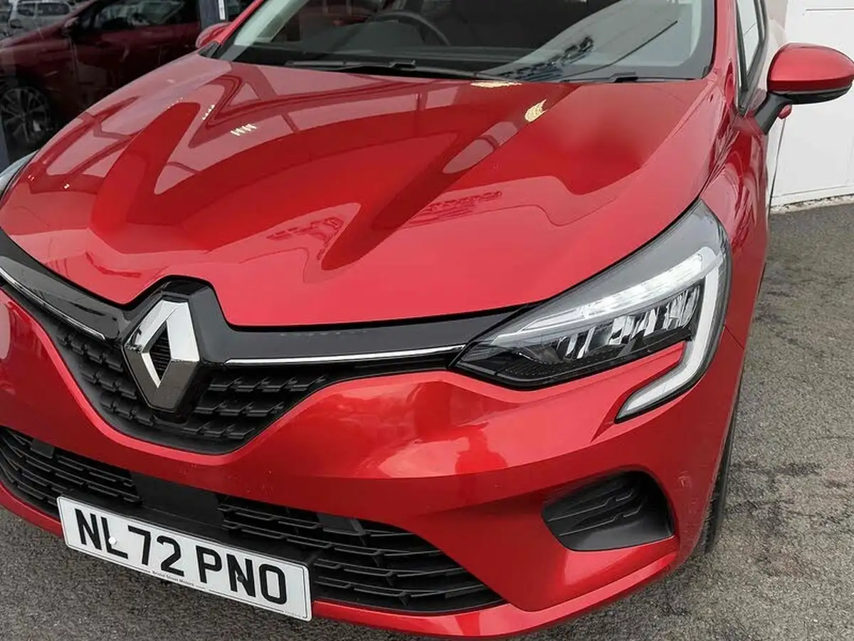 2022-renault-clio-10-tce-iconic-edition-big-11