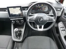 2021-renault-clio-10-tce-iconic-edition-small-6