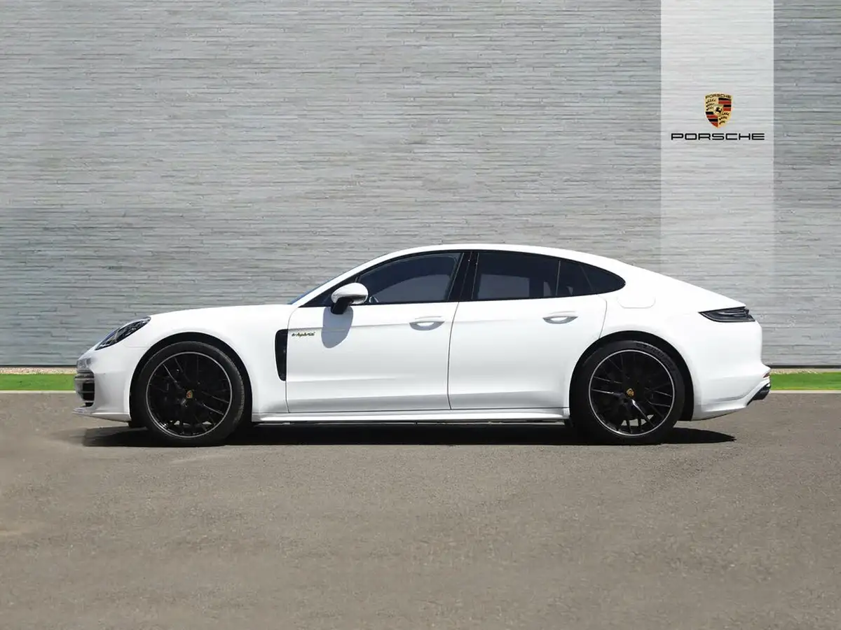 2023-porsche-panamera-30-4-e-hybrid-platinum-edition-hatchback-big-4