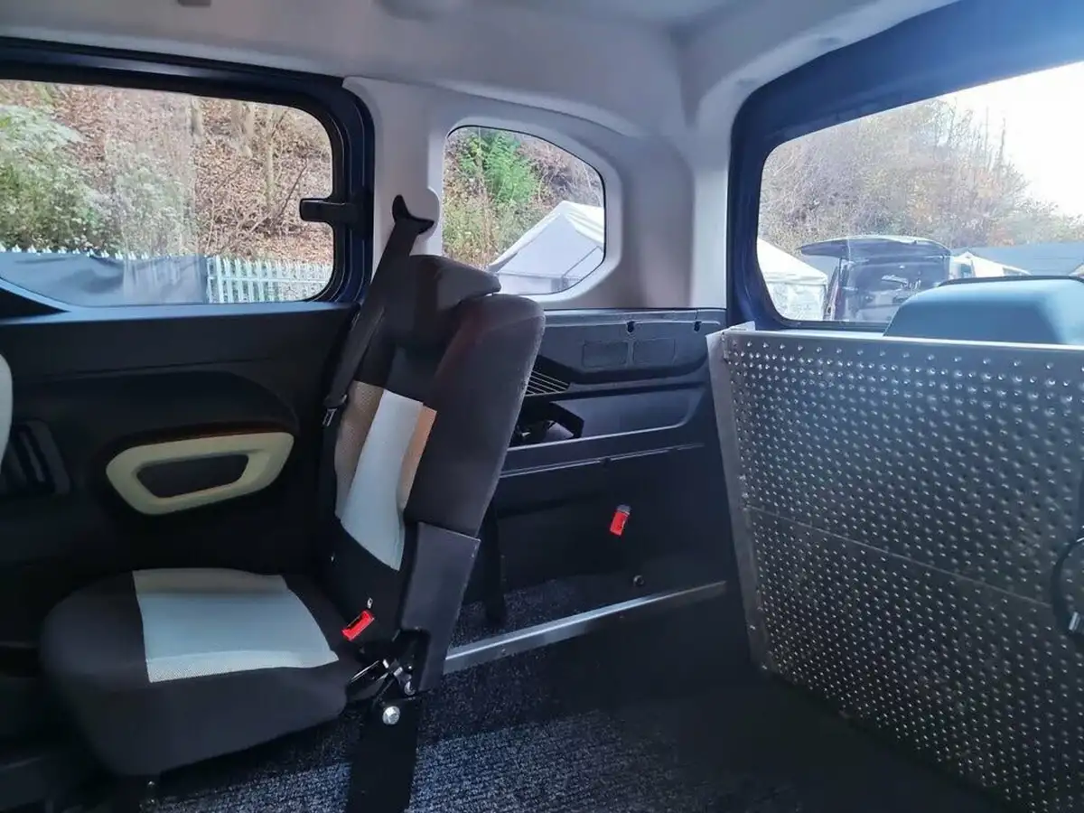 2019-citroen-berlingo-15bluehdi-feel-m-size-130ps-eat8-big-19