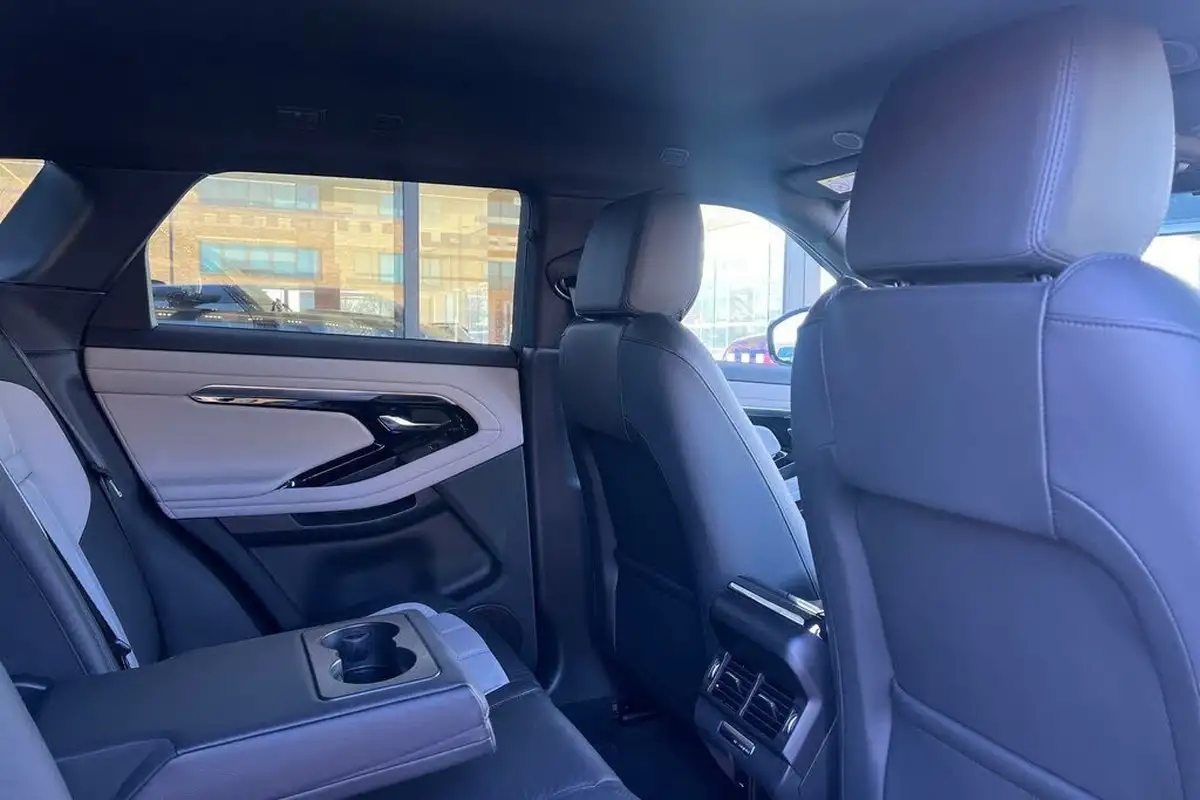 2022-land-rover-range-rover-evoque-20-d200-r-dynamic-s-big-32