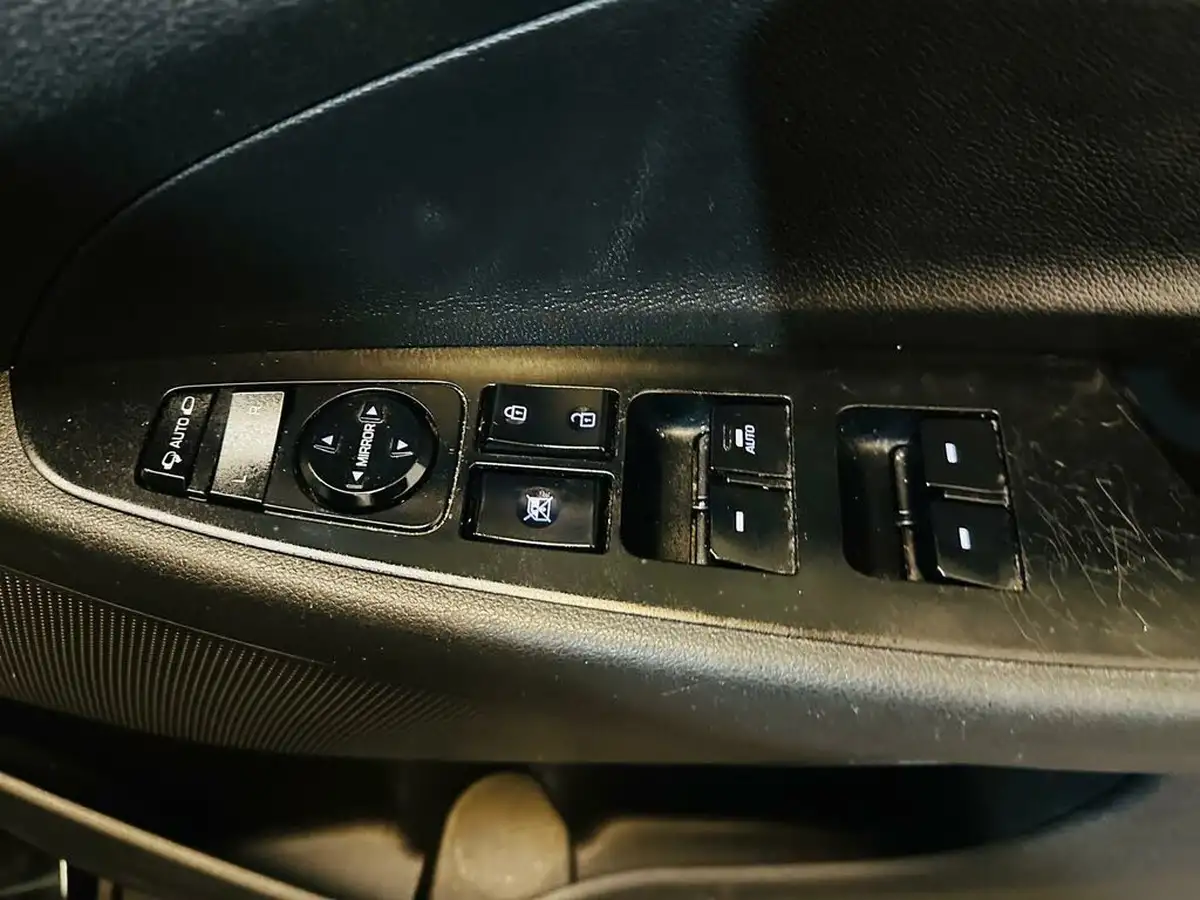 2018-hyundai-tucson-16-t-gdi-go-se-big-32