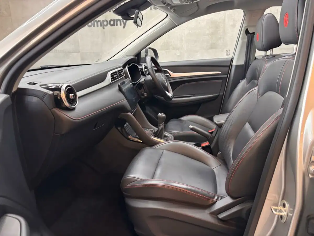 2021-mg-zs-suv-10t-gdi-exclusive-big-34
