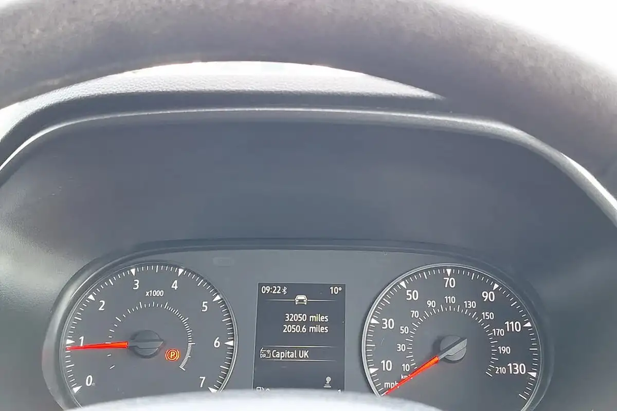 2021-dacia-sandero-10-tce-essential-90bhp-big-10