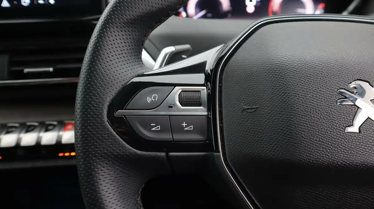 2022-peugeot-3008-suv-12-puretech-gt-premium-big-26