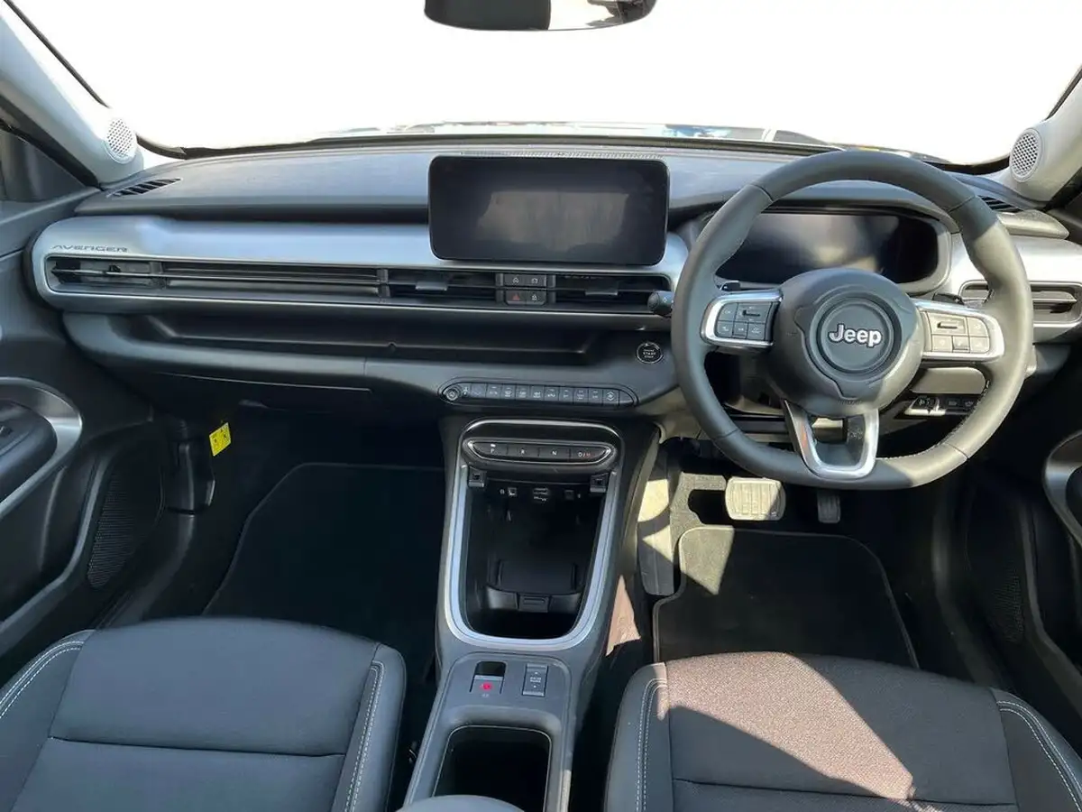 2025-jeep-avenger-12-gse-summit-e-hybrid-48v-auto-big-5