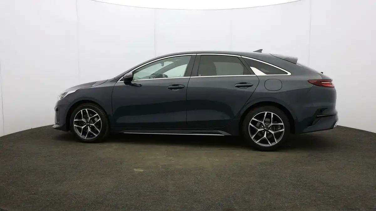 2021-kia-pro-ceed-15-t-gdi-gt-line-big-60