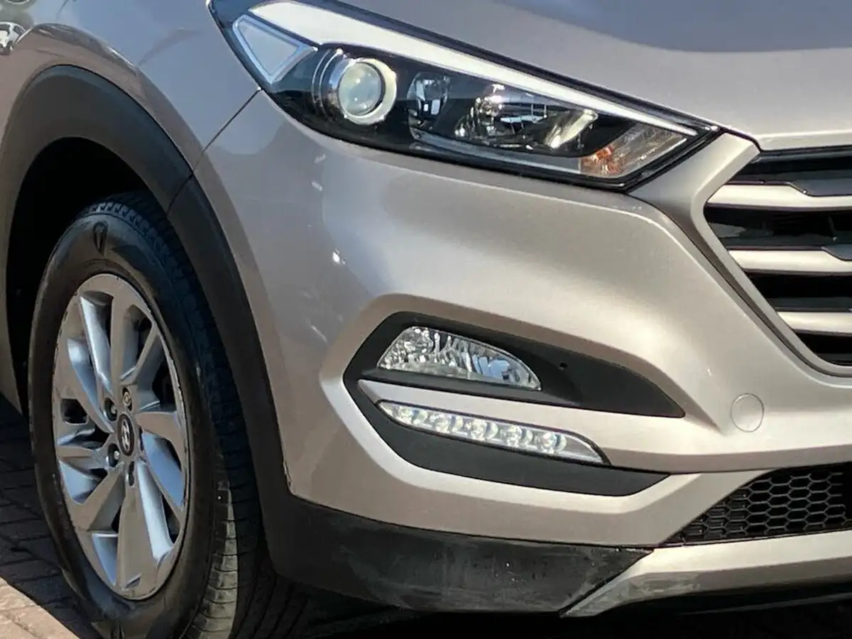 2016-hyundai-tucson-17crdi-blue-drive-se-116ps-big-26