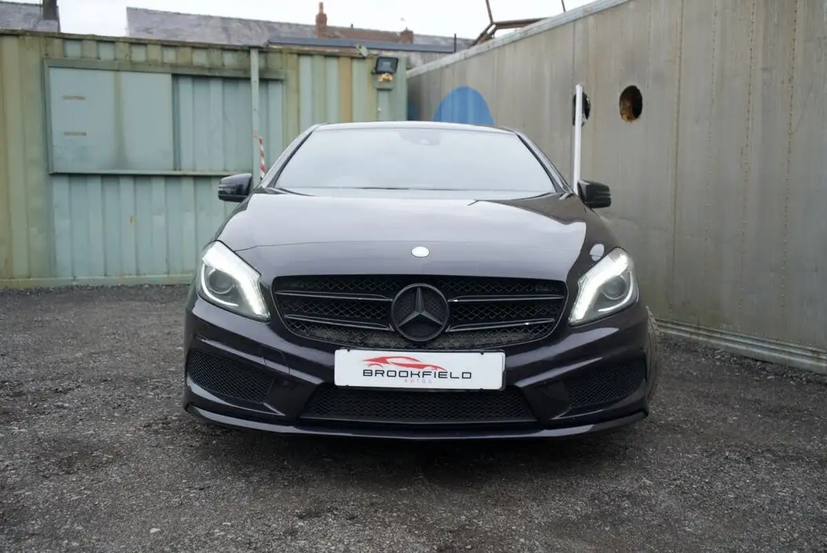 2015-mercedes-benz-a-class-15cdi-a180-amg-sport-big-9