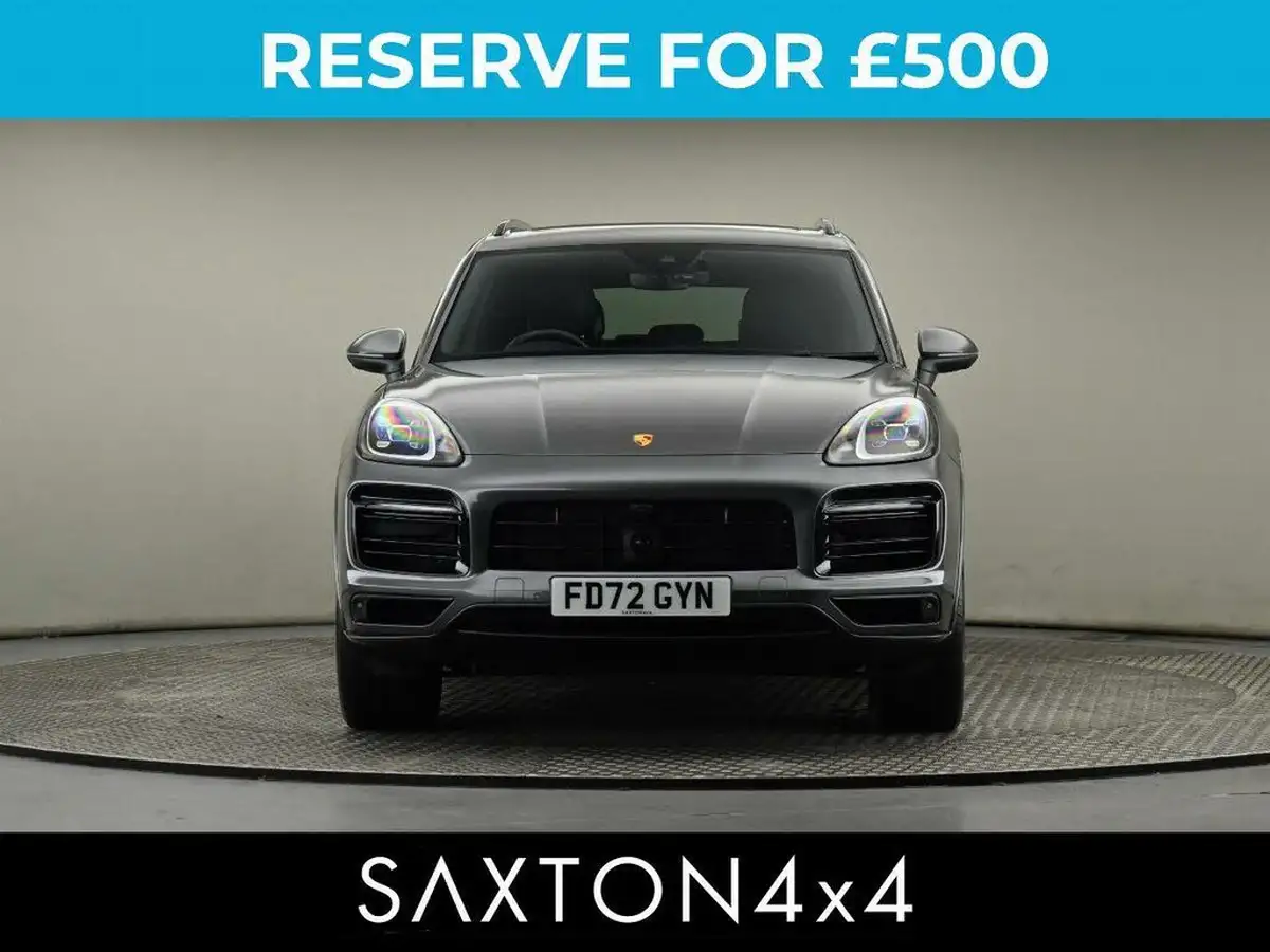 2022-porsche-cayenne-30-v6-station-wagon-big-2
