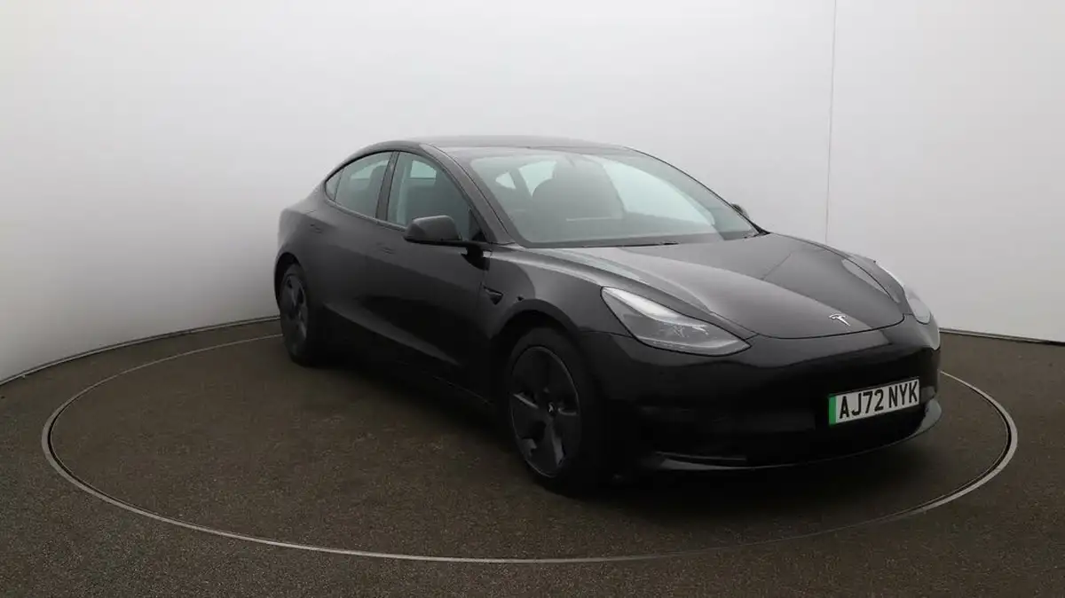 2022-tesla-model-3-e-long-range-big-34