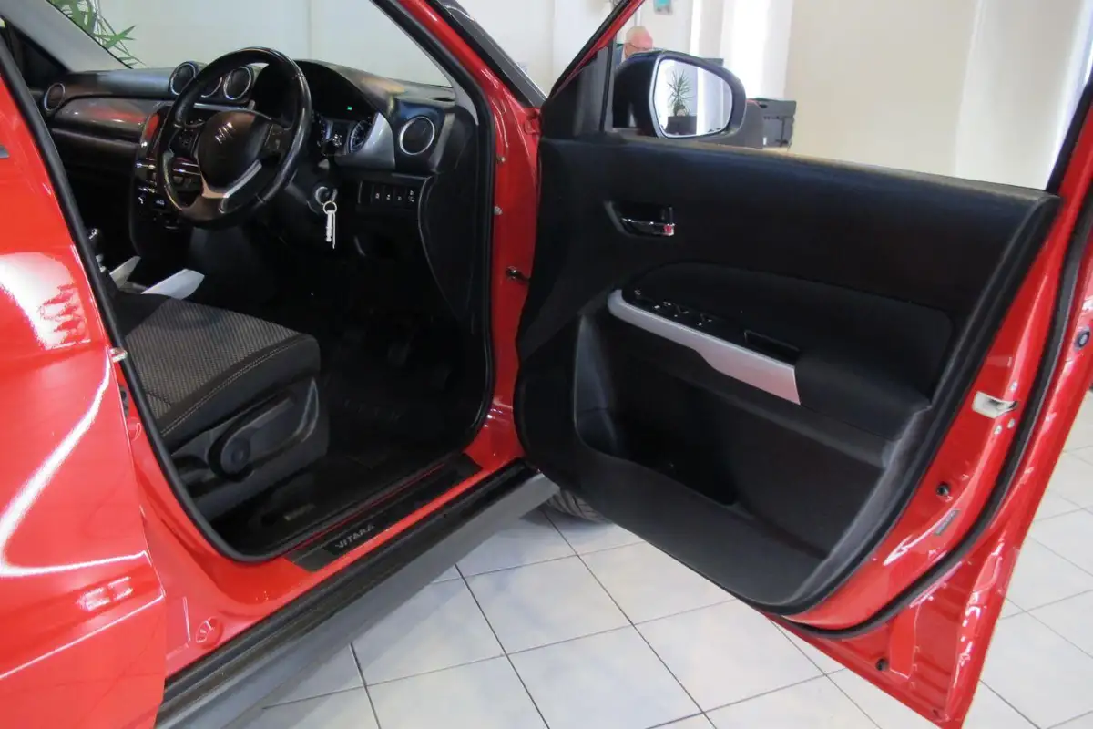 2016-suzuki-vitara-16ddis-sz-t-big-32