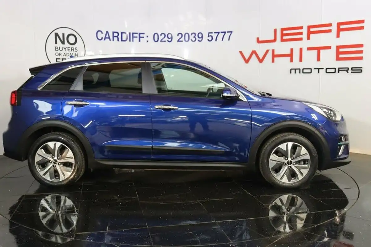 2021-kia-e-niro-ev-3-big-4