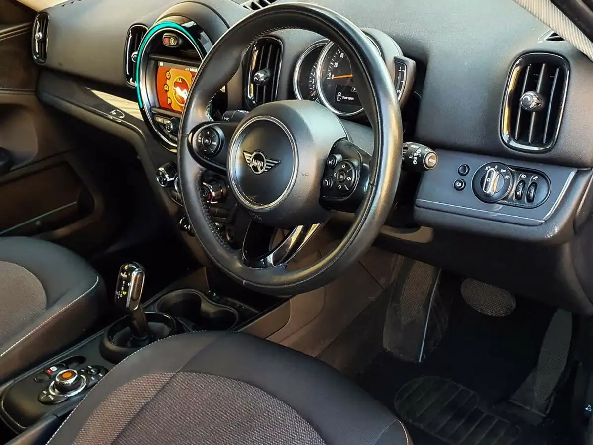 2019-mini-countryman-15-cooper-classic-auto-big-11