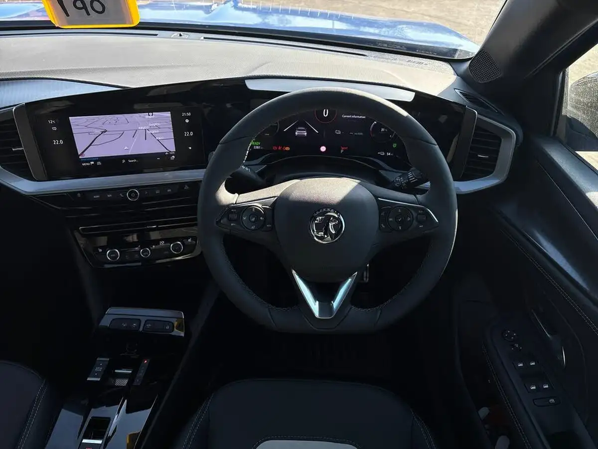 2024-vauxhall-mokka-e-ultimate-electric-big-14