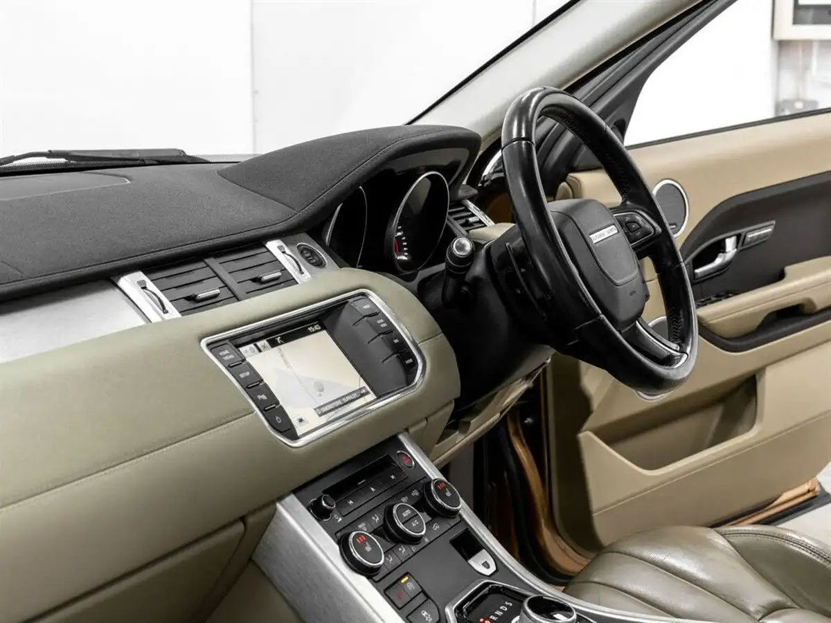 2014-land-rover-range-rover-evoque-22td-pure-tech-190bhp-4x4-hatchback-5d-auto-big-30