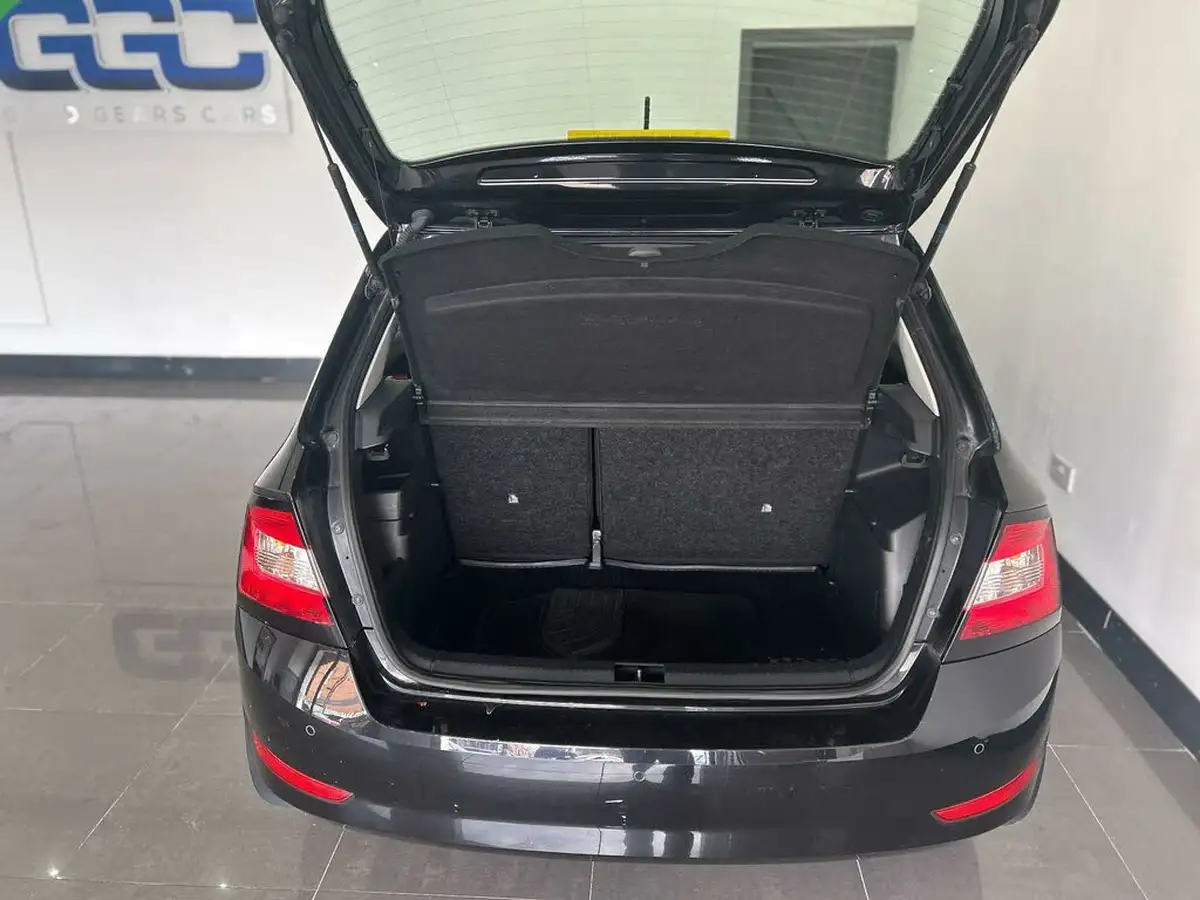 2018-skoda-fabia-10-mpi-se-ss-hatchback-big-24