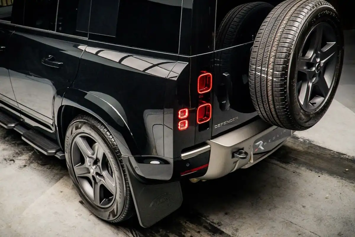 2024-land-rover-110-defender-30-d350-x-dynamic-se-big-18