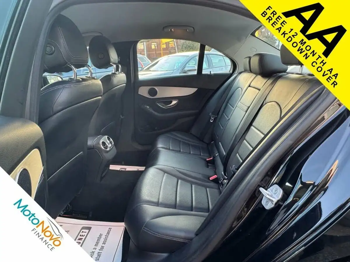 2014-mercedes-benz-c-class-20-c200-sport-saloon-4d-big-35