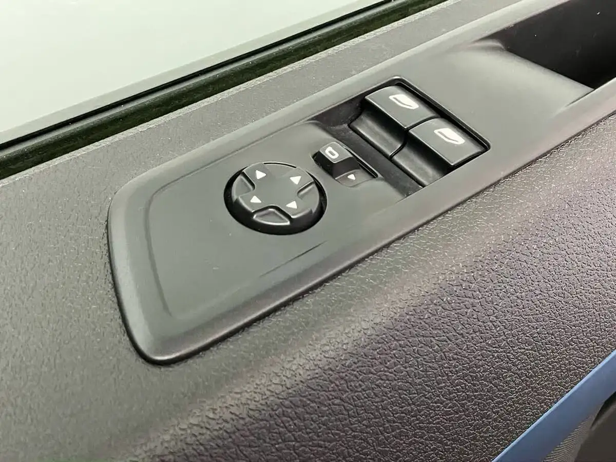 2020-peugeot-traveller-20-bluehdi-active-180ps-standardss-eat8-big-17